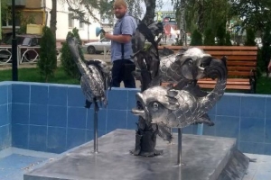 В сквере на западе Тамбова приступили к монтажу композиции фонтана 